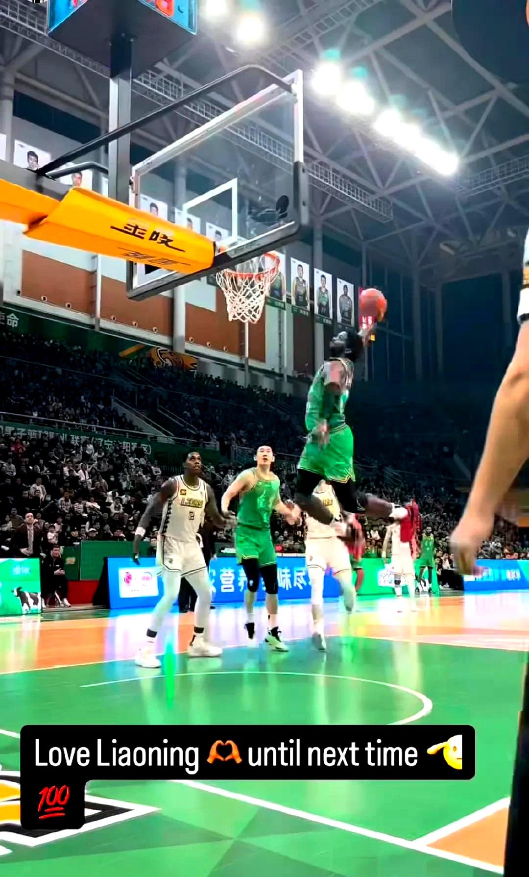  辽宁男篮昨晚比赛回放 